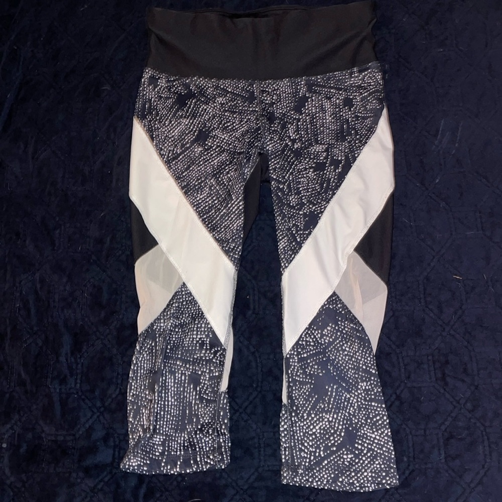 xersion capri leggings